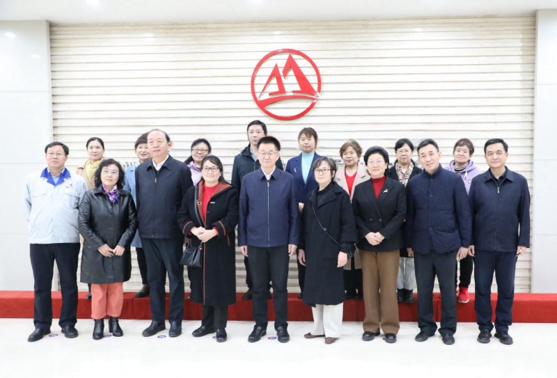 追尋時光印記 老廠新夢啟航 馬宇駿市長在常山集團(tuán)恒盛分公司召開紡織職工座談會